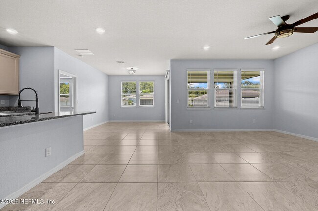 Building Photo - 14407 Spring Light Cir