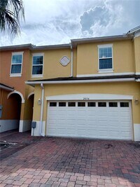 Building Photo - 2054 Royal Vista Ct