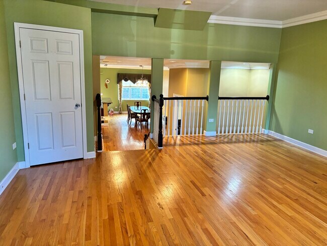 Building Photo - 1650 Linden St