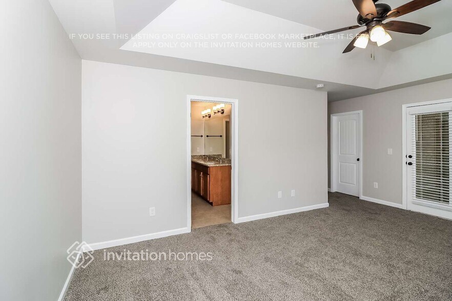 Building Photo - 4606 Pine Harbor Ct NE