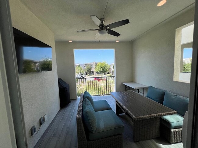 Building Photo - Rooms for Rent in Irvine's Great Park