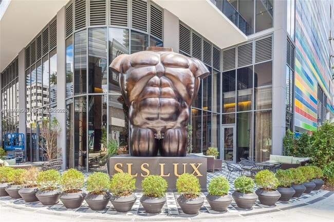 Building Photo - 801 S Miami Ave