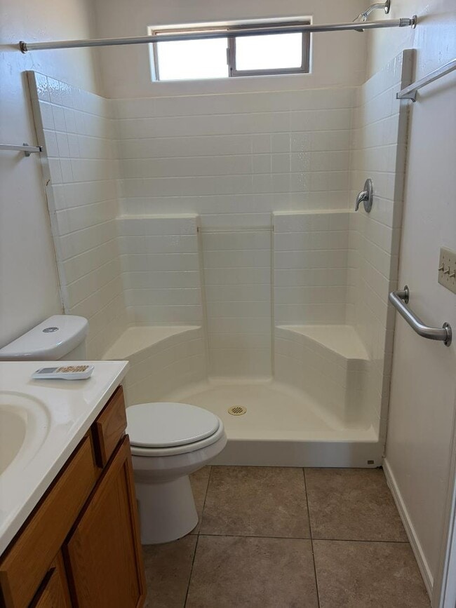 Building Photo - 1291 Vaquero Dr