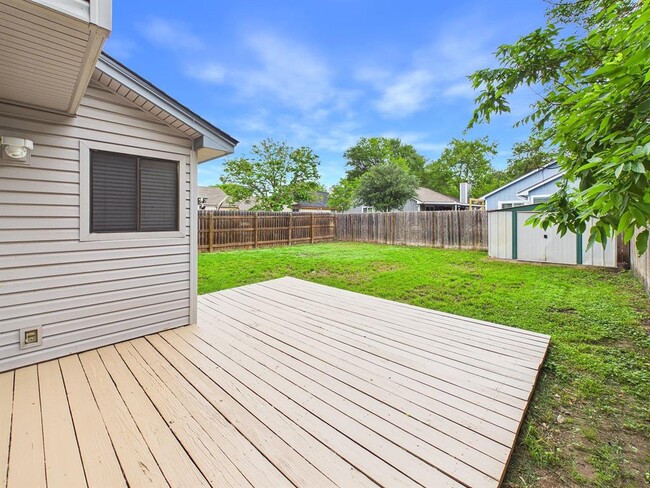 Building Photo - 14405 Tiffer Ln