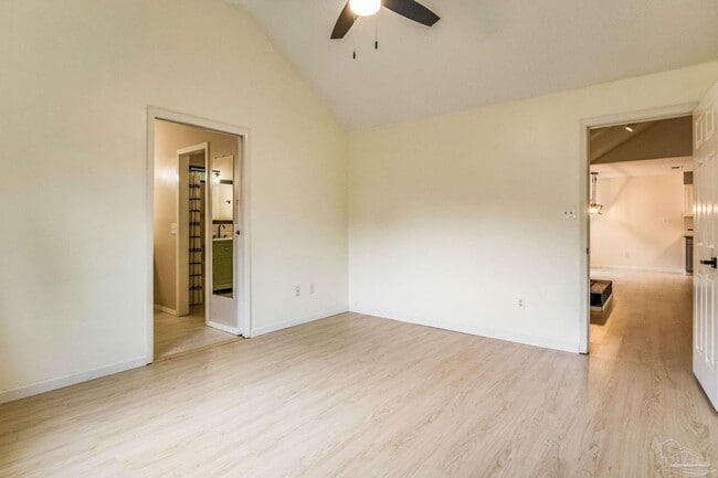 Building Photo - Updated 4 Bedroom Home in Navarre