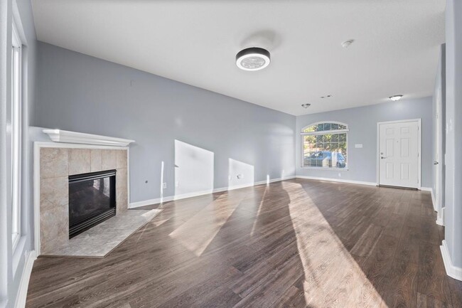 Building Photo - 29639 Turnbury Village Dr