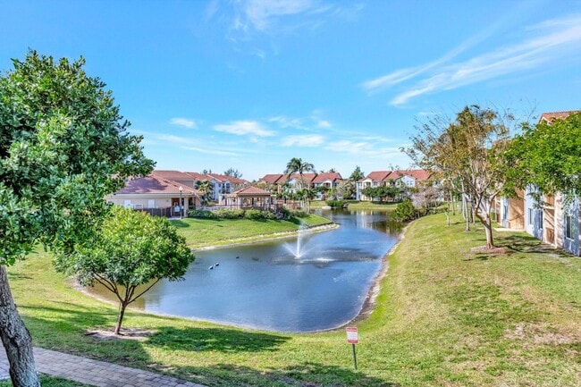 Building Photo - 116 Villa Cir