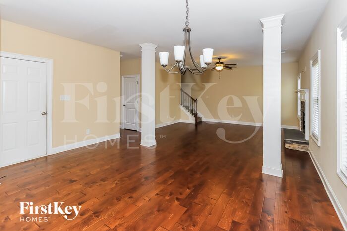 Building Photo - 107 Village Park Dr