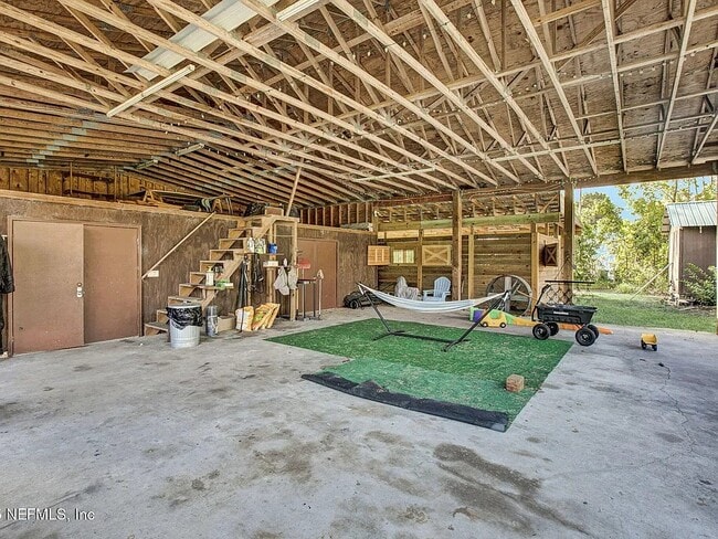 Building Photo - 120 Wippletree Ct