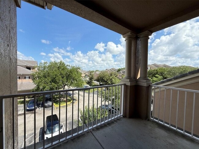 Building Photo - 14316 Fredricksburg Dr