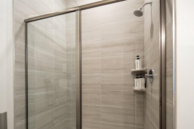 Building Photo - 8890 Founders Square Dr