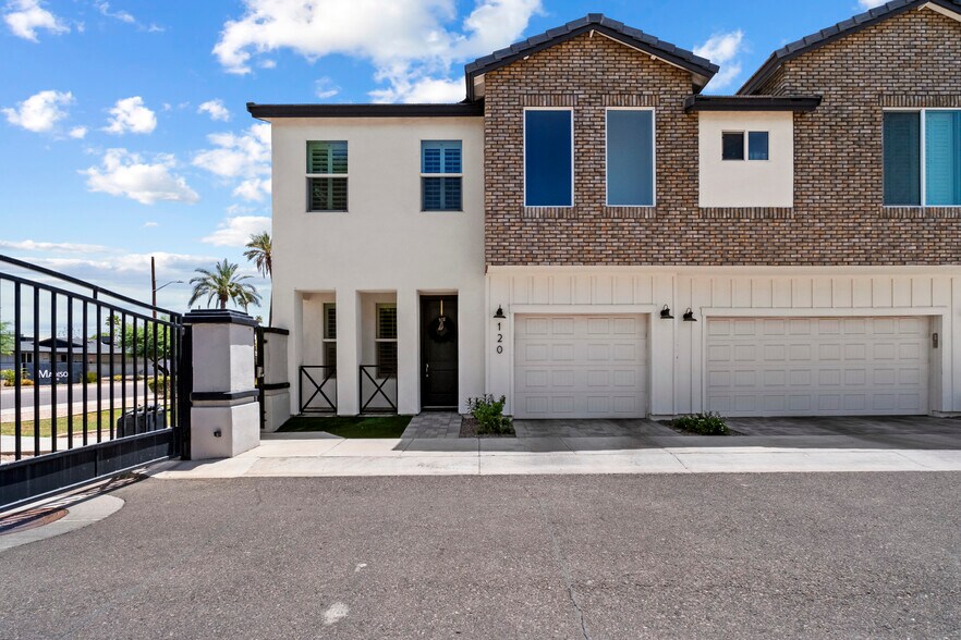 Primary Photo - 3030 N 38th St