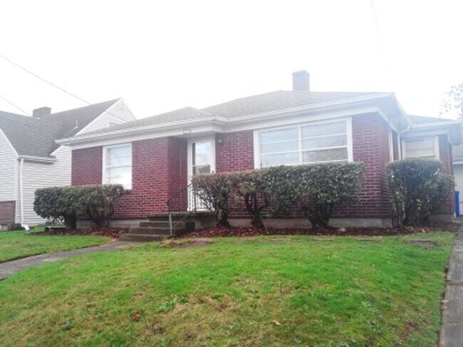 Building Photo - Clean, Spacious, and Rent Ready 2 bedroom ...