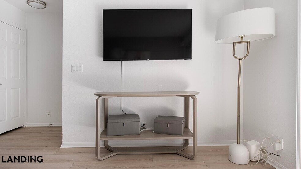 Building Photo - 1455 E Katie Ave