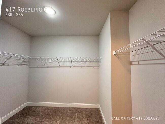 Building Photo - 417 Roebling Ct