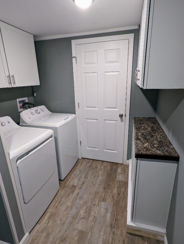 Building Photo - 39 Queen St