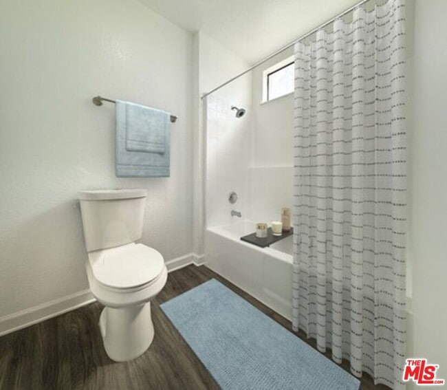 Building Photo - 1930 W College Ave