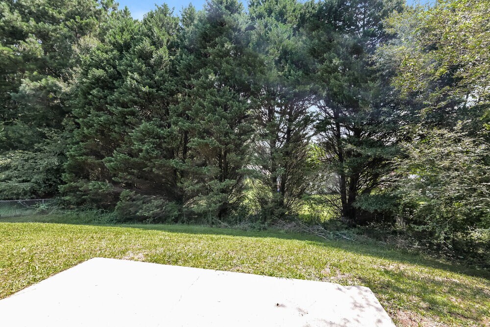 Building Photo - 8756 Ansley Way