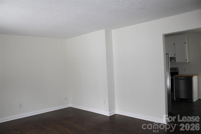 Building Photo - 428 Beaty St