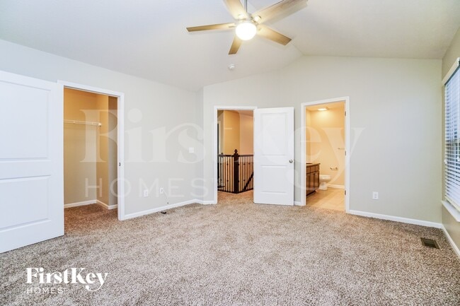 Building Photo - 4015 Peregrine Pass Dr
