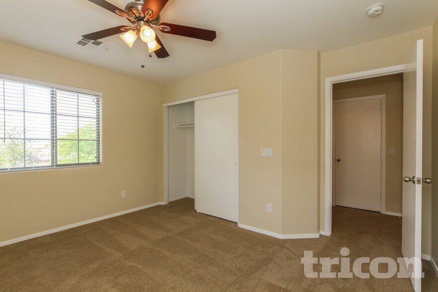 Building Photo - 9343 W Payson Rd