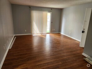 Building Photo - Beautiful 2 bedroom FOR RENT