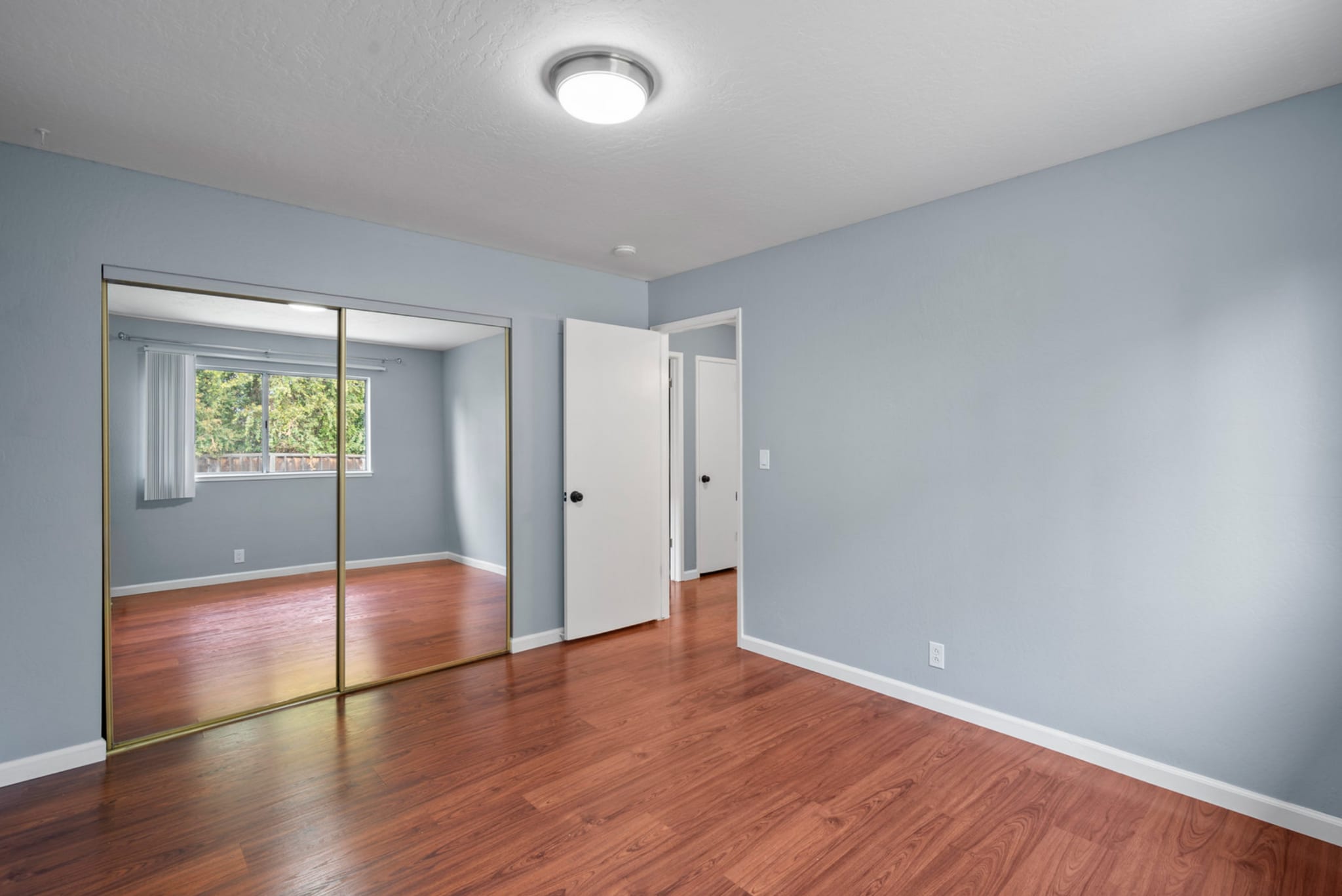 Building Photo - 3439 Payne Ave