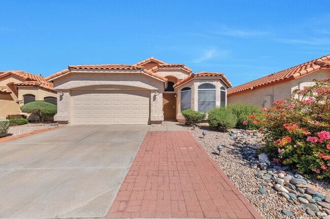 Building Photo - Charming North Phoenix 3-bedroom, 2-bathroom home!
