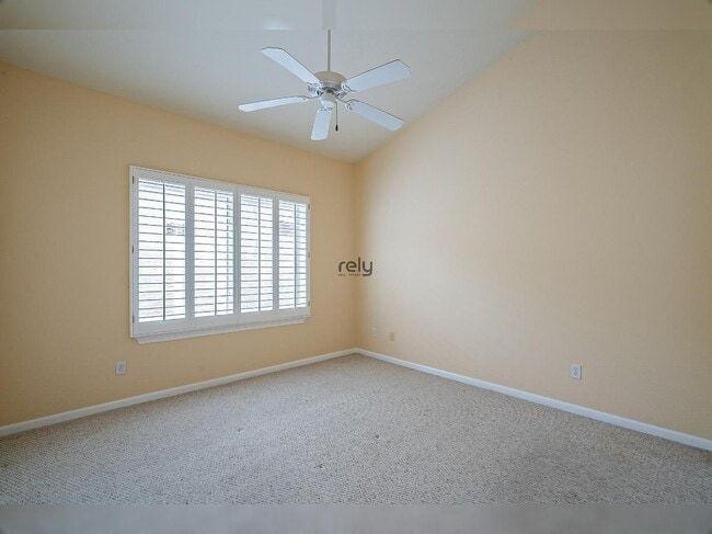 Building Photo - 4605 N Clear Creek Dr