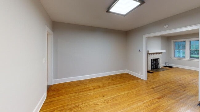 Building Photo - 57 Olentangy St