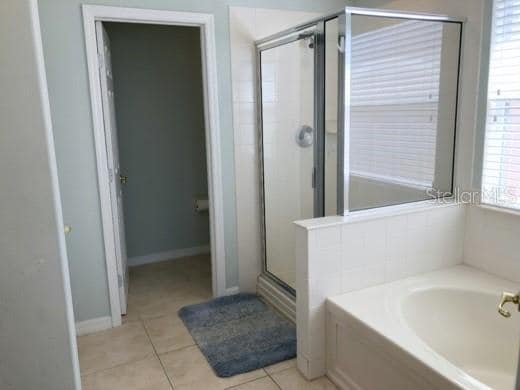 Building Photo - 8826 Royal Enclave Blvd