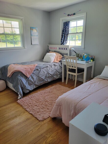bedroom 2 - 508 Longview Dr
