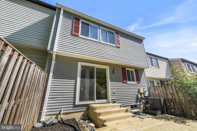 Building Photo - 7406 Golden Horseshoe Ct