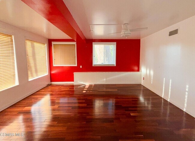 Building Photo - 8625 Delmonico Ave