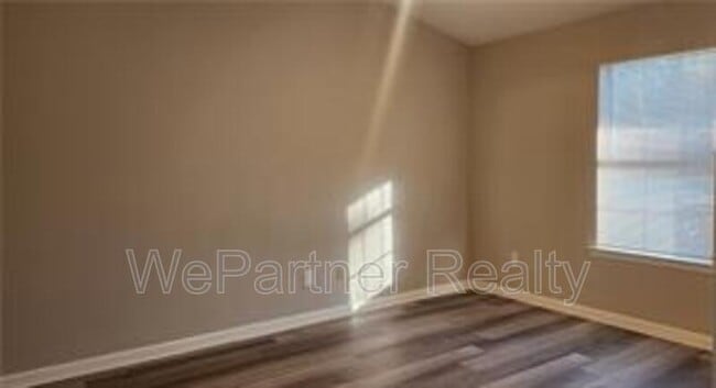 Building Photo - 127 Tuscany Ln