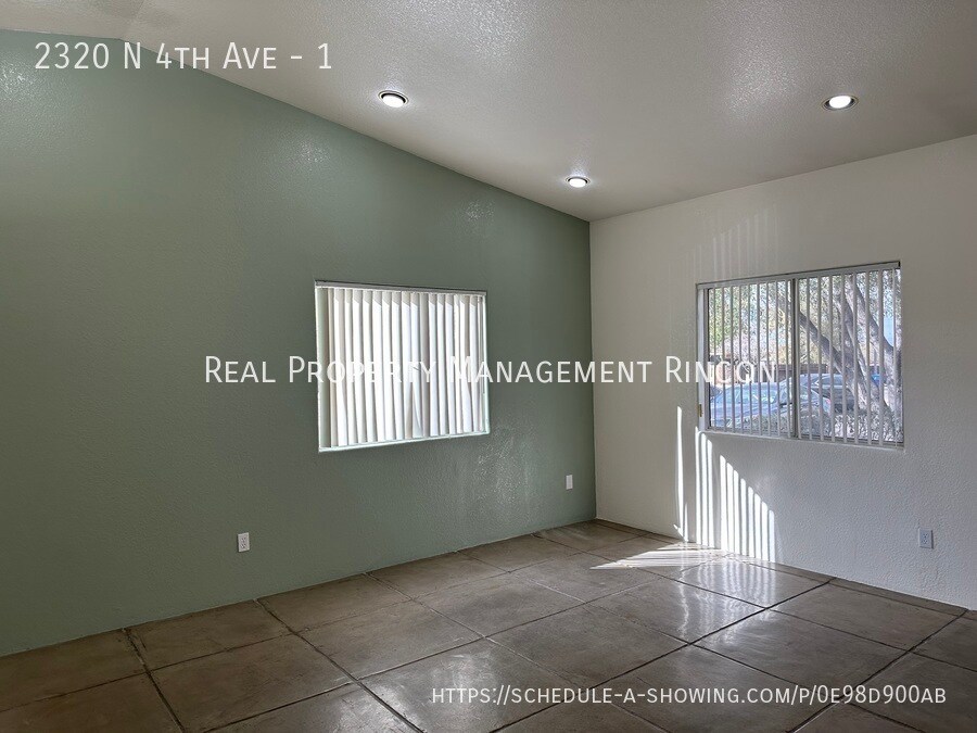Building Photo - 2320 N 4th Ave