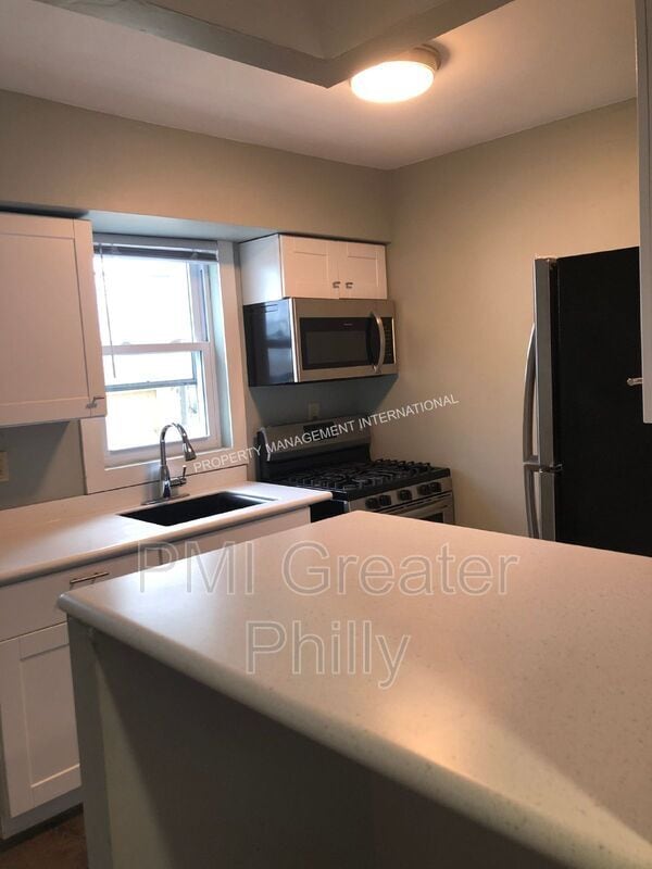 Building Photo - 4208 Westminster Ave