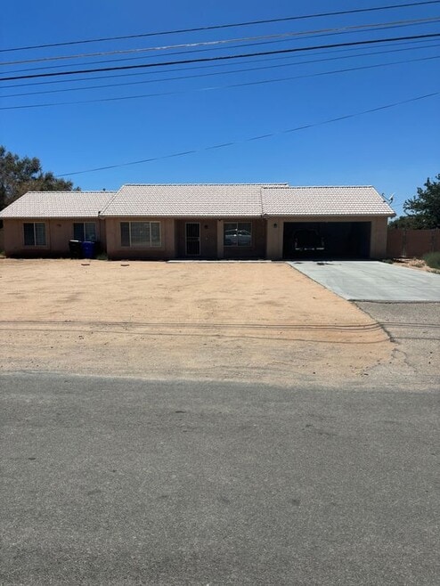 Building Photo - 12438 Pawnee Rd