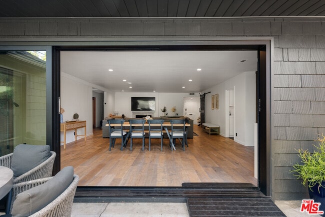 Building Photo - 3314 McLaughlin Ave