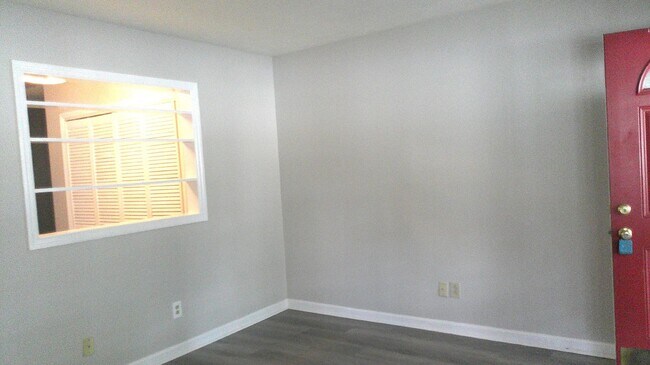 Building Photo - 406 Spring Station Cir
