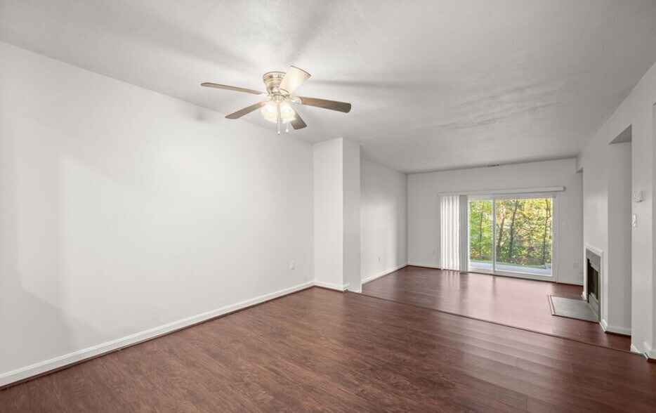 Building Photo - 18120 Windsor Hill Dr