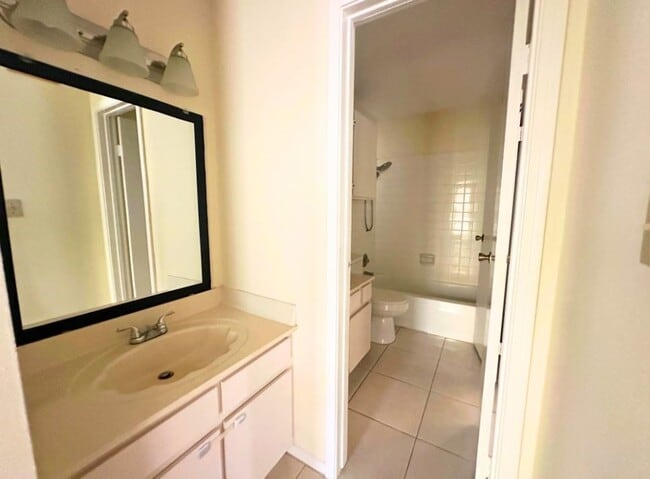 Building Photo - 7575 Cambridge St