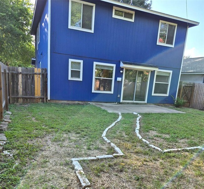 Building Photo - 1139 Emmitt Run