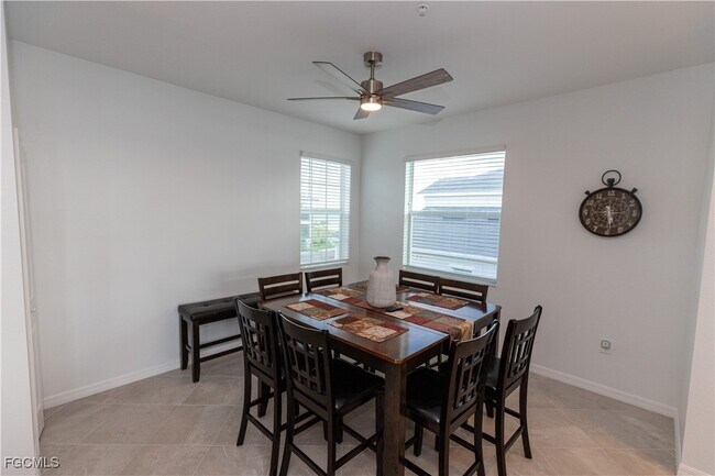 Building Photo - 16572 Kingwood Ln