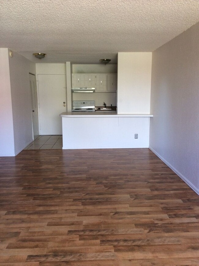 Building Photo - 3250 O'Neal Cir