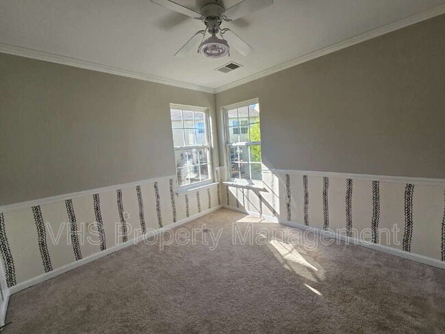 Building Photo - 2520 Post Oak Dr