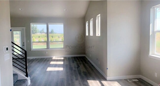 Building Photo - 2226 Berryman Loop