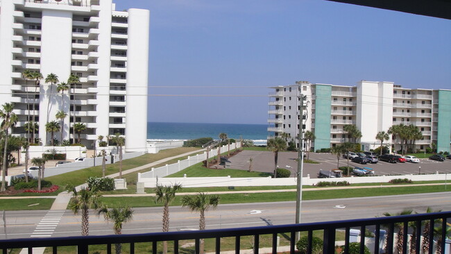 Building Photo - Reduced Ocean View rental available now!!!