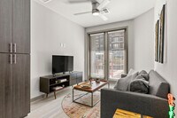 Building Photo - 400 N 2nd Ave