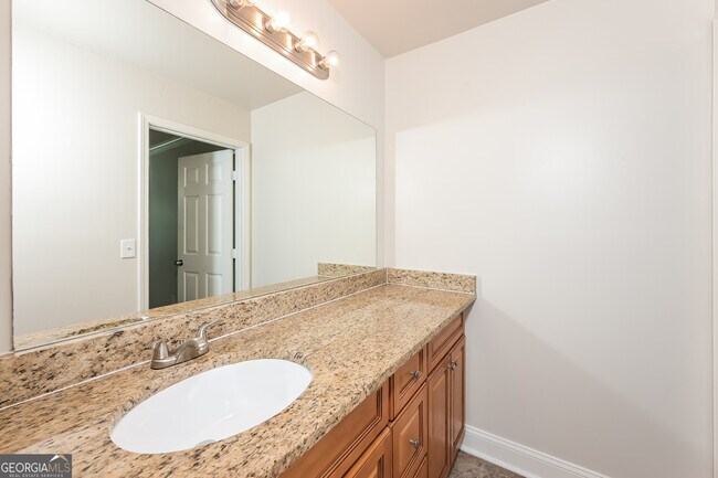 Building Photo - 2808 Porter Dr